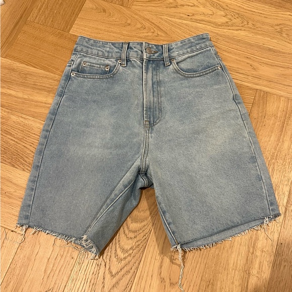 Bermuda shorts - Picture 3 of 3